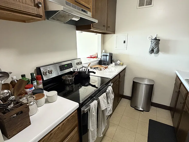 1105 Massachusetts Ave #7F — Photo 4