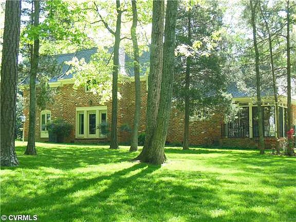 2nd image of 416 Kilmarnock Dr