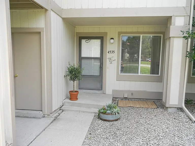 4535 S Hannibal St — Photo 1
