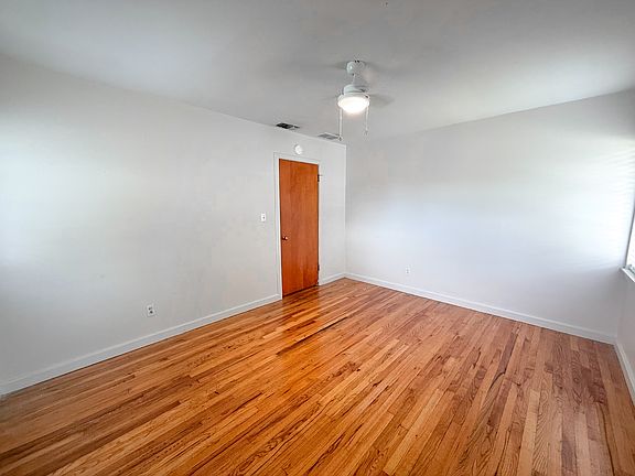 4th image of 3701 Harley Ave #3701