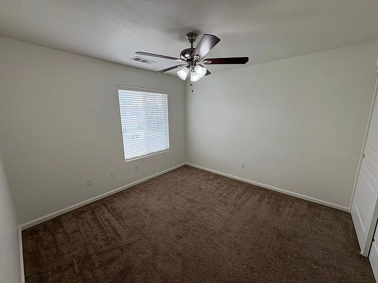 5928 W Whitley Ave — Photo 21