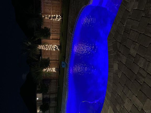 5th image of 1422 Sabal Palm Dr