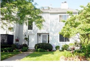 37 Sunridge Ln, Cromwell, CT 06416