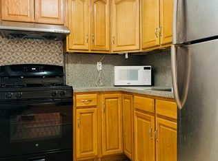 61-15 75th St FLOOR 1, Middle Village, NY 11379