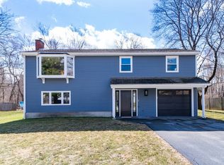 25 Longmeadow Rd, Medfield, MA 02052