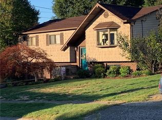 64 Emerson St, Uniontown, PA
