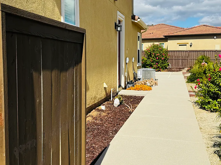 2610 Pasture Gln — Photo 17