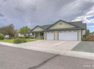 2933 La Cresta Cir, Minden, NV 89423