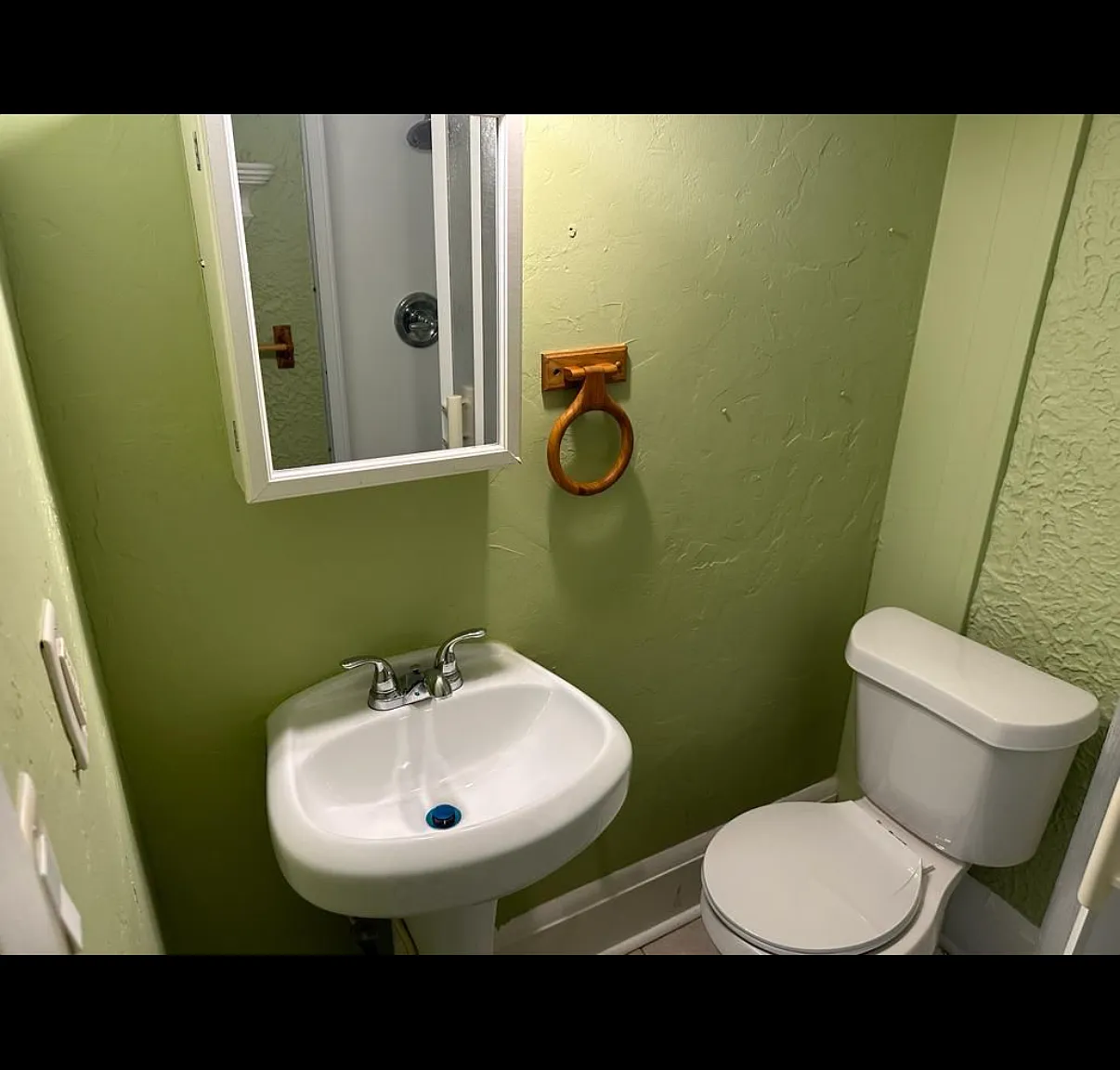 Studio, 800 sqft, $950 — Photo 4