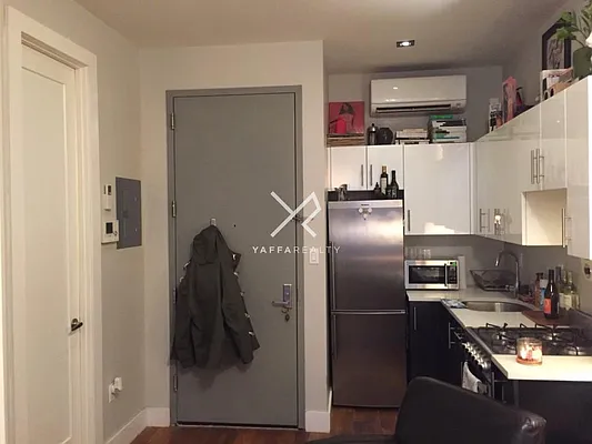 Rented by Yaffa Realty LLC | media 22