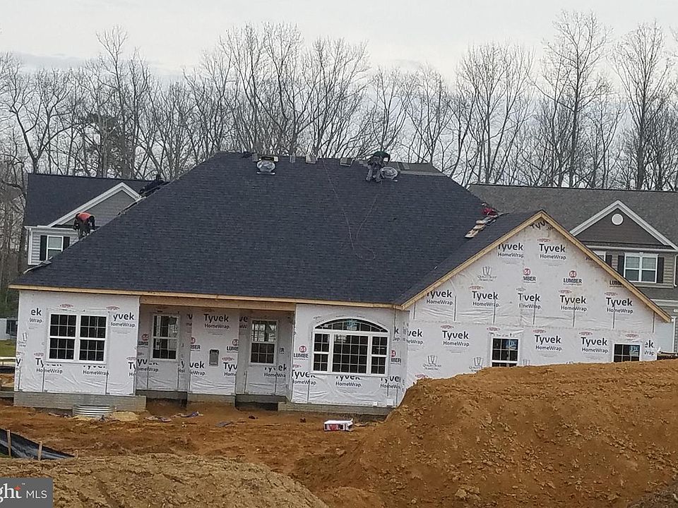 2nd image of 43506 Greg St