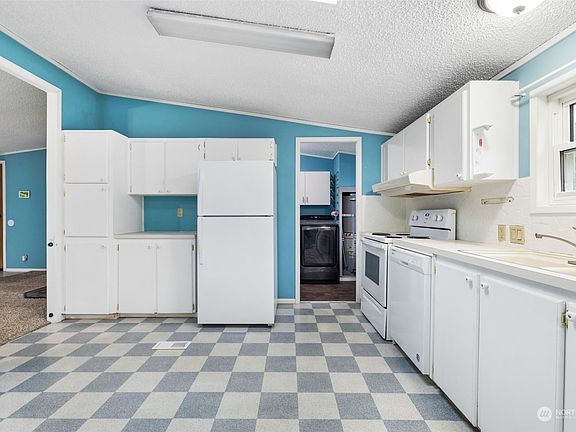 5th image of 1504 Bertha Avenue NW
