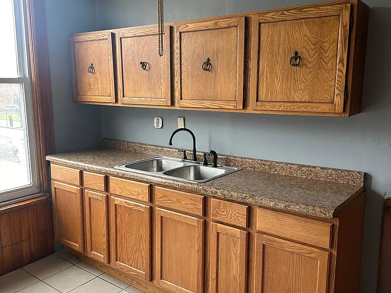 1500 W 19th St #202 — Photo 6