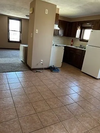 355 Field St #2 — Photo 2