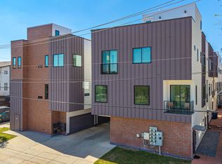 2450 N Garrett Ave #18, Dallas, TX 75206