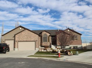 1237 S 4225 W, Syracuse, UT 84075