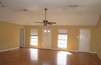 4th image of 5306 Carefree Dr
