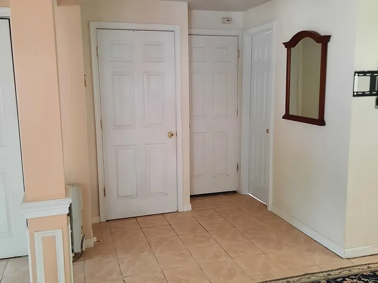 743 Beall Ave — Photo 4