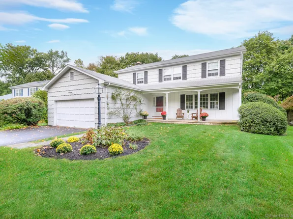 20 Denhurst Place, Darien, CT 06820