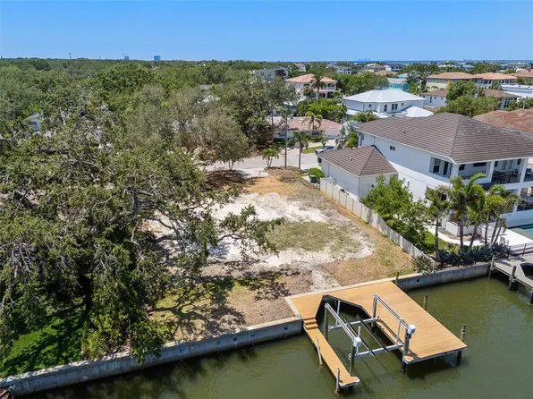 4927 W San Rafael St #9, Tampa, FL 33629