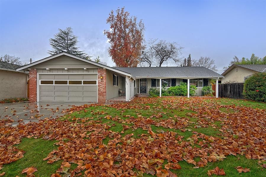 1st image of 448 Luther Dr