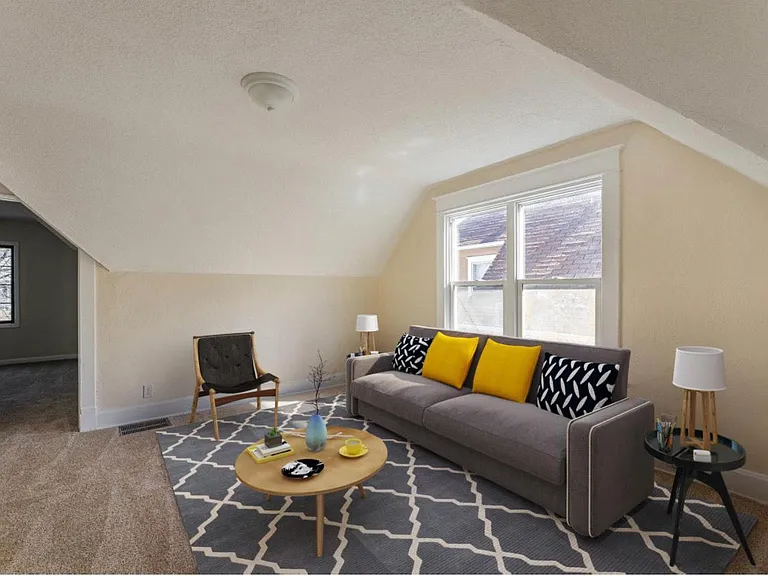 1159 Bush Ave — Photo 4