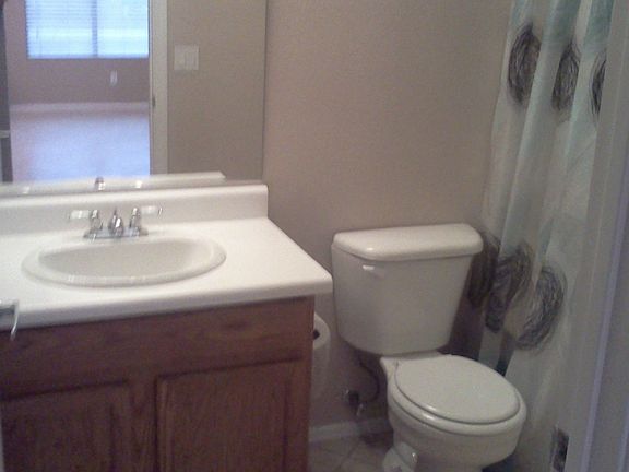 5th image of 10556 W Amelia Ave