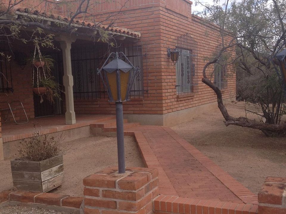 1st image of 5865 N Sabino Shadow Ln
