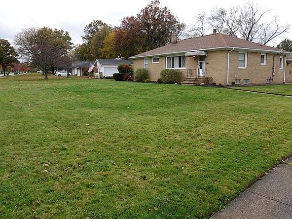 4th image of 830 Stanwell Dr