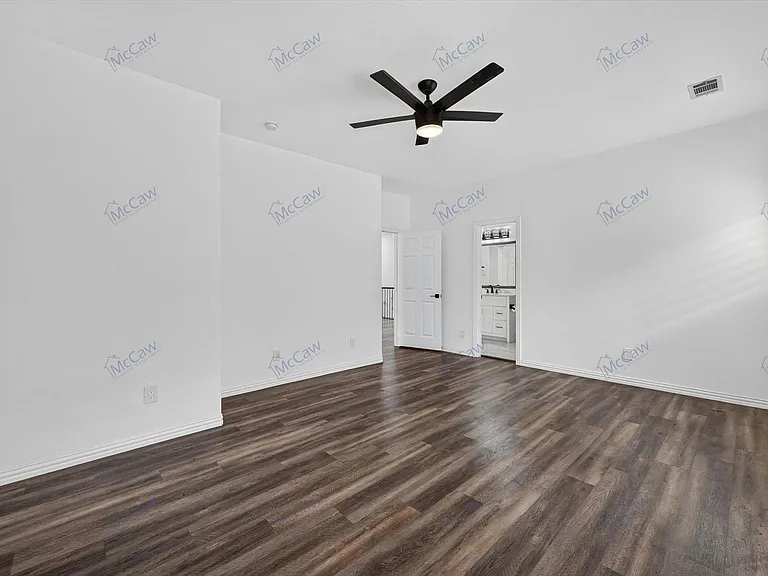 2208 Grizzly Run Ln — Photo 13