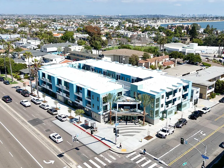 Villas by the Sea - Pacific Beach's Newest Community! — Photo 9