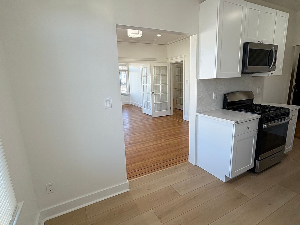 Large dining area- table and/or office