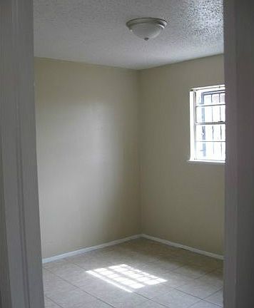 5th image of 6385 Domingo St #B-c
