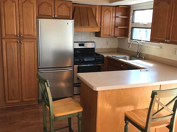 5th image of 16 Kingsbridge Ave