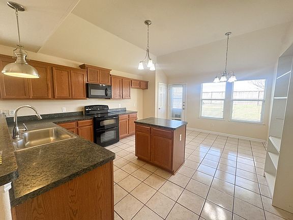 5th image of 12100 Long Stone Dr