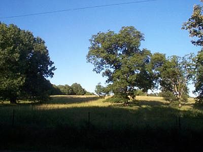 2nd image of E 304th Rd