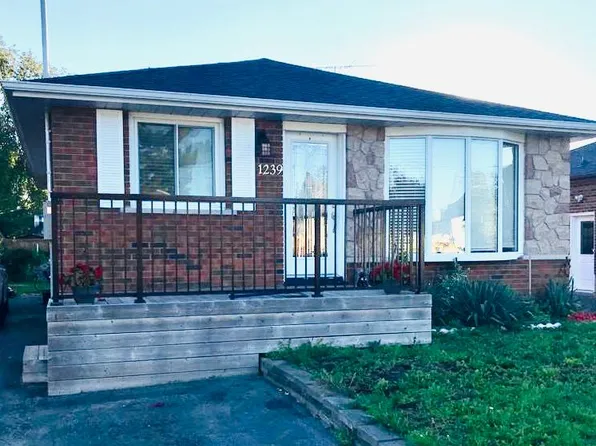 1239 Somerville St #Basement, Oshawa, ON L1G 4L1