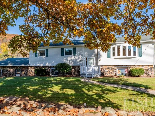 110 Retreat Rd, South Williamsport, PA 17702