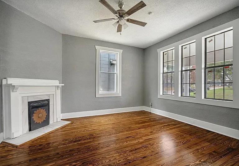 156 N Tucker St — Photo 19
