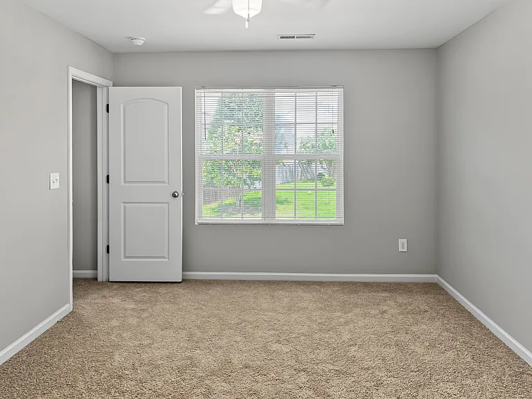 3457 Kernstown Dr — Photo 18