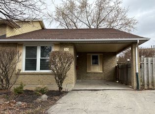 30 Deborah Ct, Saint Catharines, ON L2P 3R6