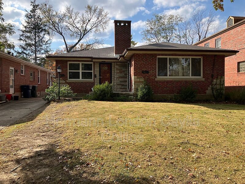 1st image of 5611-5613 Jamieson Ave Unit 5611