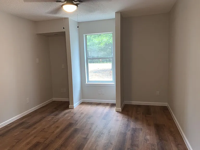 120 Plumthicket Ln — Photo 14