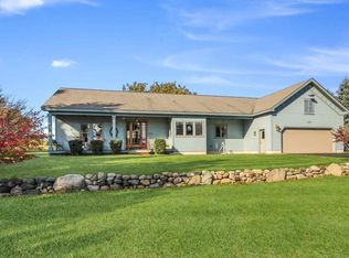 16197 Smokey Hollow Rd, Traverse City, MI 49686