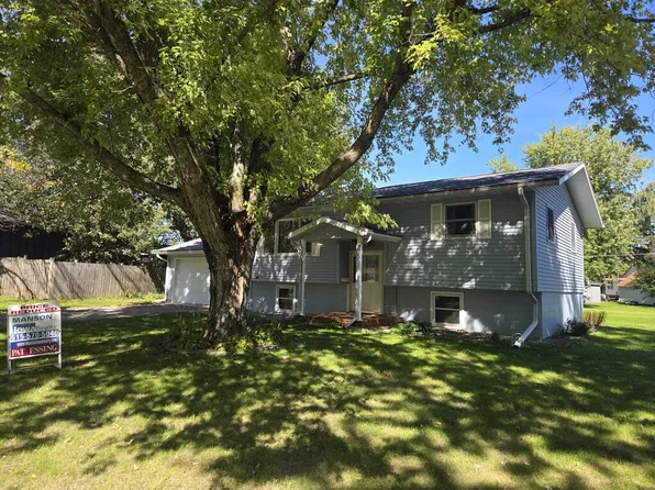615 Southwood Dr, Manson, IA 50563