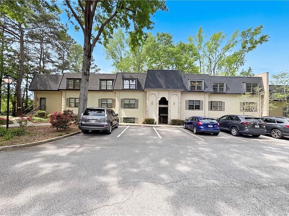 1st image of 27 Chaumont Sq NW