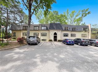 27 Chaumont Sq NW, Atlanta, GA 30327