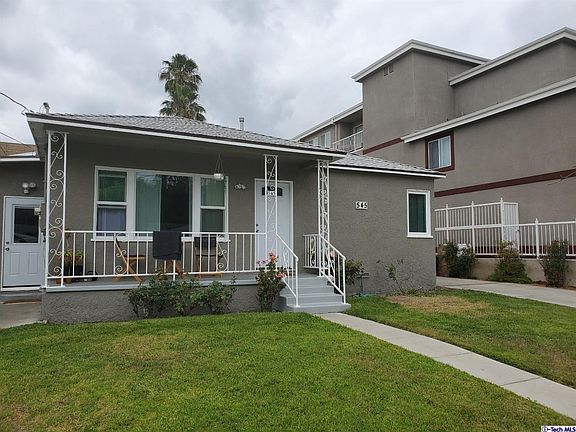 3rd image of 545 E Palmer Ave