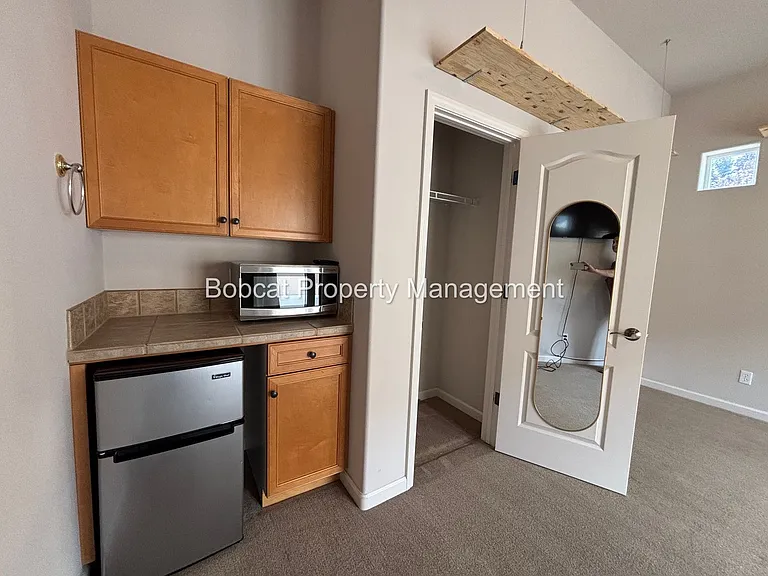 963 Ranchview Cir — Photo 7