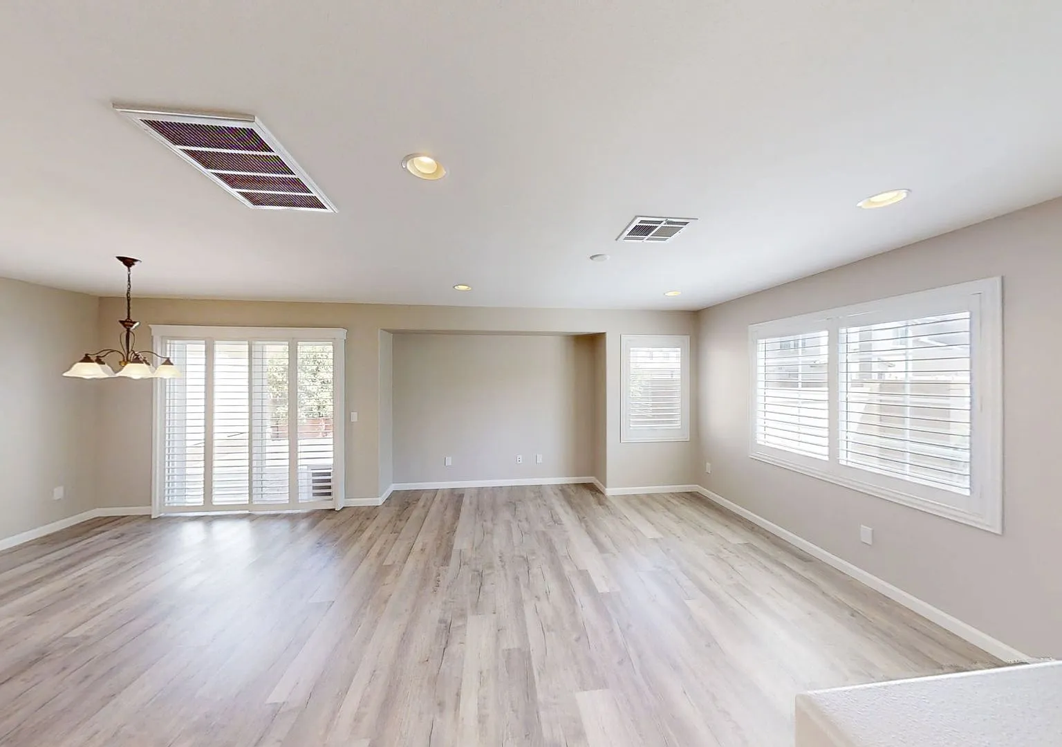 Beautiful 3 bed 2.5 bath in Beaumont, Ca. — Photo 3